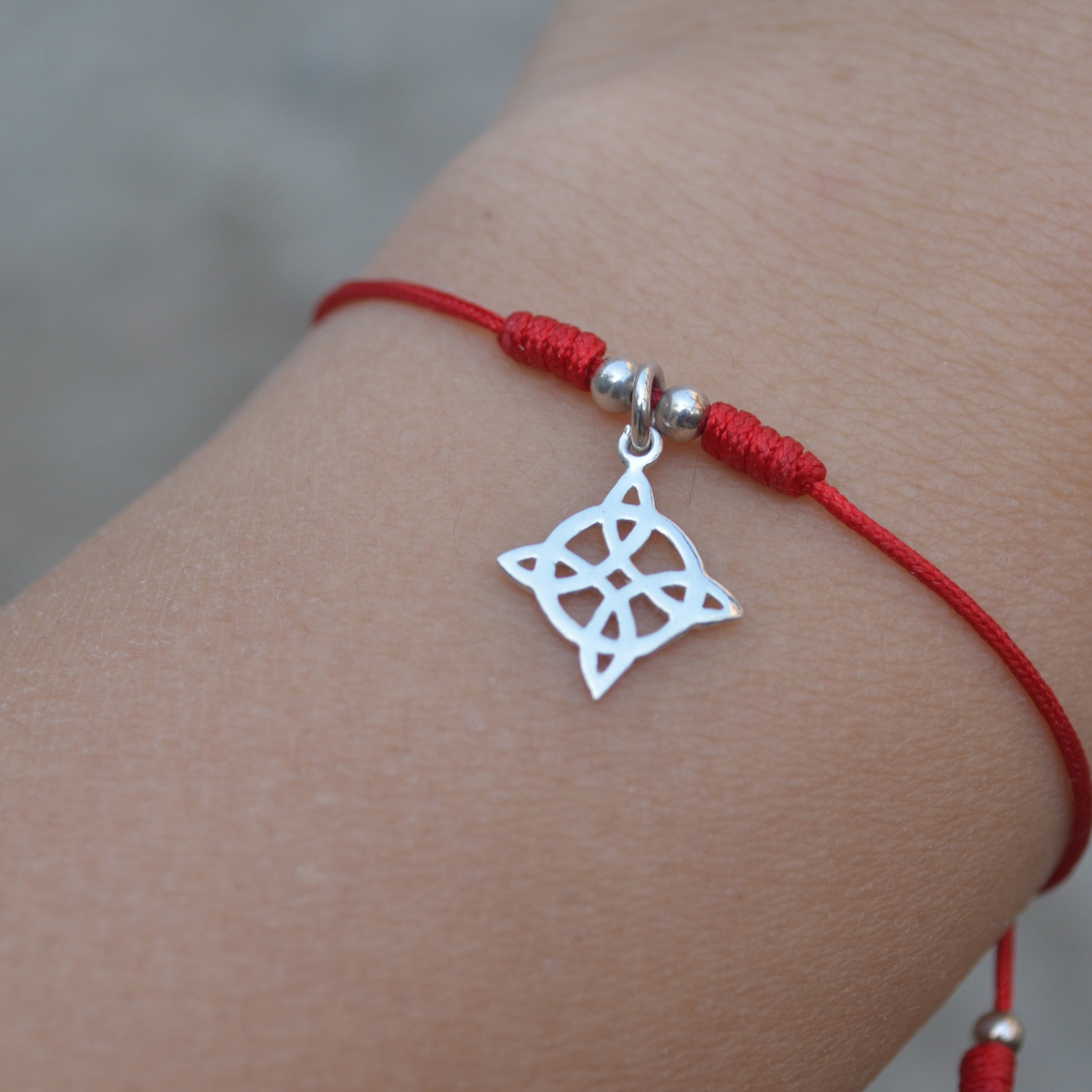 Pulsera de hilo rojo Nudo de bruja